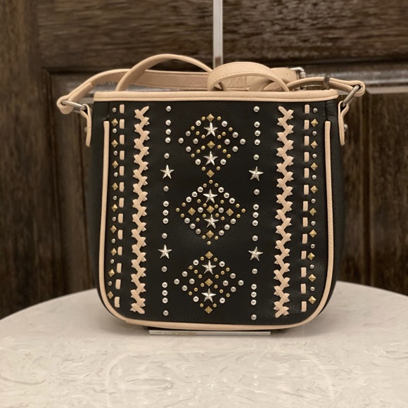 Montana West Handbags - Montana West Aztec Crossbody NWT Black